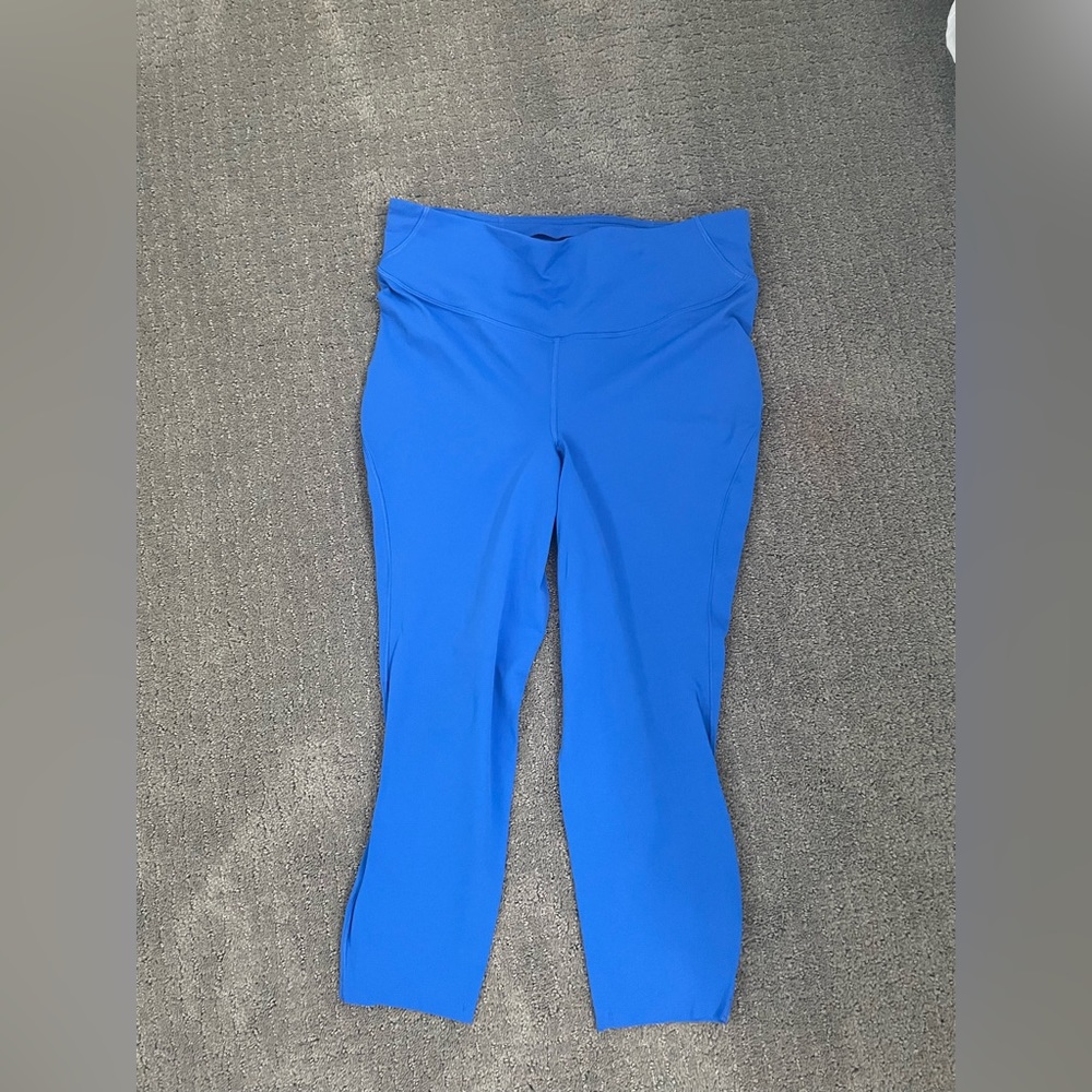 Lululemon base pace high rise 23” crop